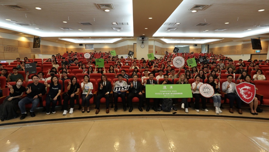 快新聞／黃仁勳旋風！東吳大學同步直播主題演講　450名師生共襄盛舉