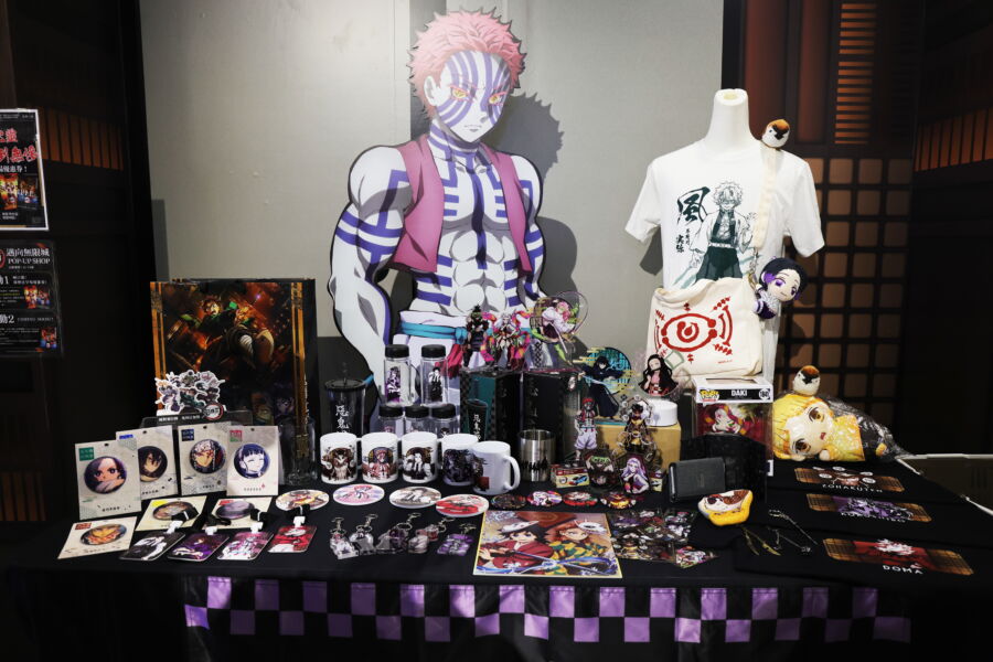 《鬼滅之刃》全篇章集結！劇場版「無限城篇」快閃店燃燒華山