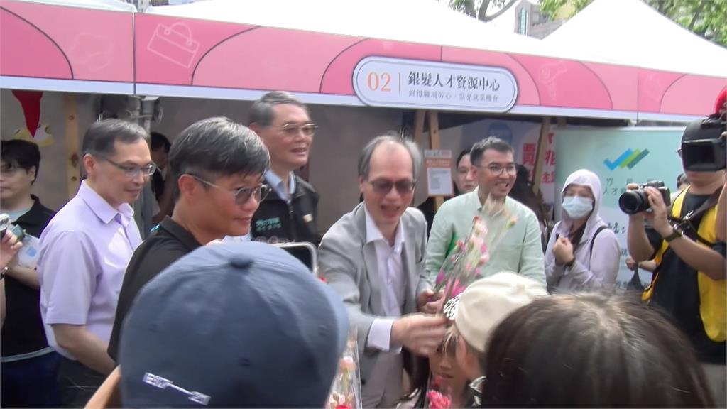 女力爆發！勞發署攜竹市府辦園遊會　協助媽媽重返職場