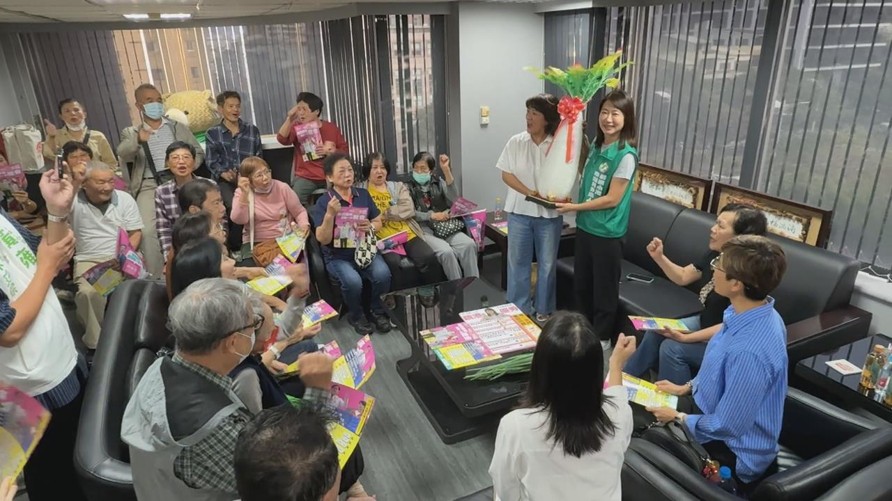 黃雍琇領軍志工姊妹團進行民調教學　籲：別讓四年前的遺憾重演