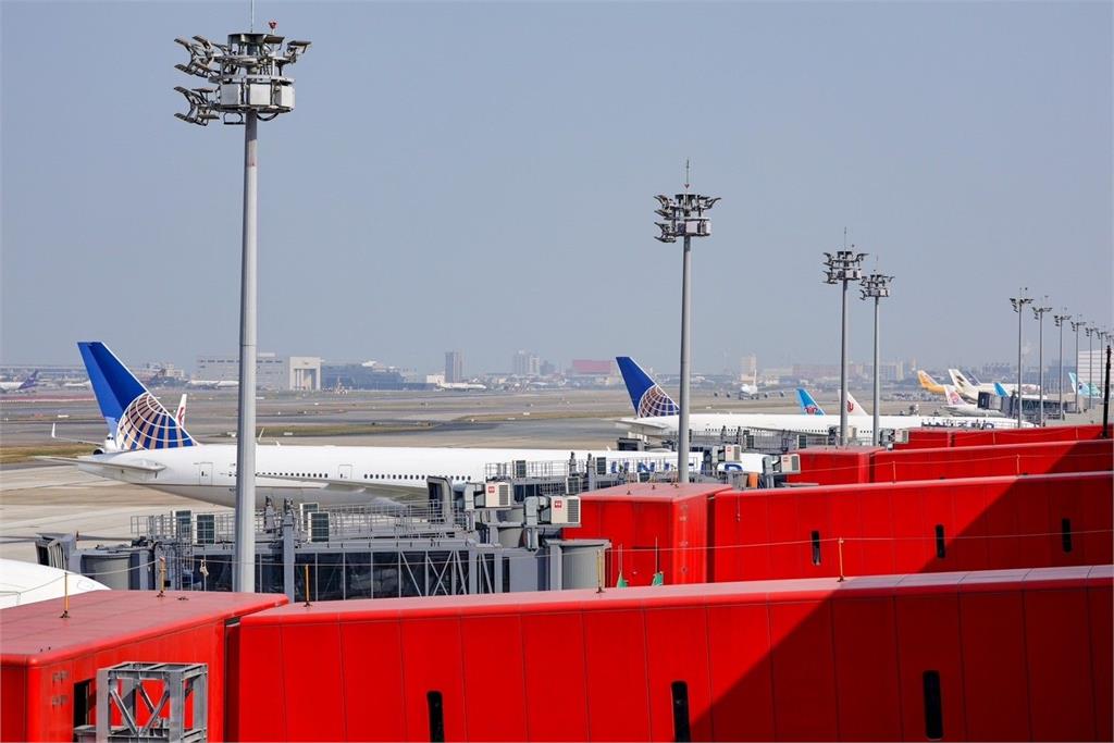 快新聞／謝金河點名「建設沒企圖心」　桃機回應了：北登機廊廳下半年投入營運