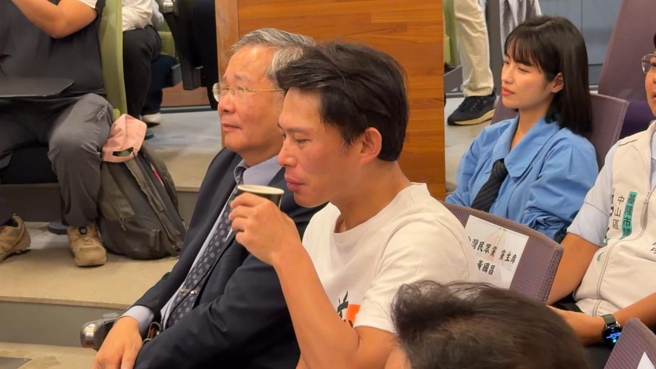 遭黃國昌指醉倒上海? 梁文傑嗆莫名其妙、林楚茵護夫反擊