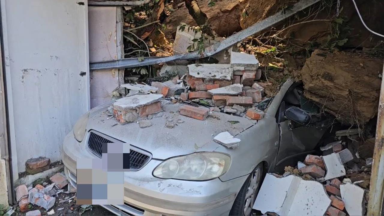快新聞／基隆端午連假爆災情！土石崩落砸毀民宅、轎車　驚悚畫面曝光