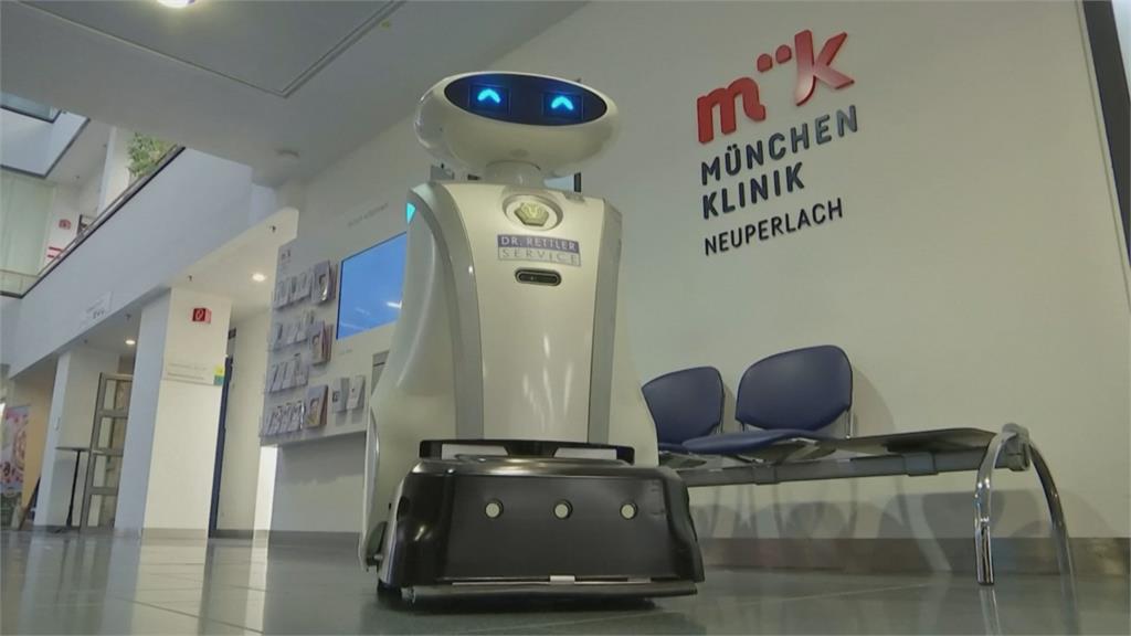助攻防疫兼解憂 德國機器人能打掃還會唱歌