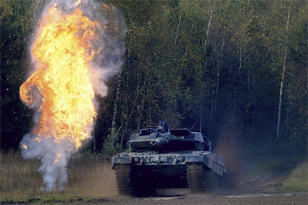 快新聞／德國軍援「豹2戰車」抗俄　運抵烏克蘭時間點曝光