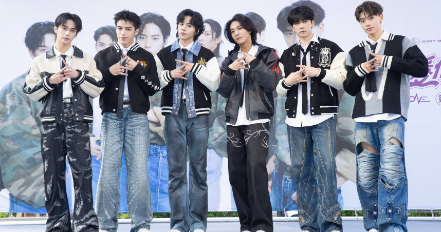 Ozone入伍前最後合體　煥鈞當眾剃頭「長髮變寸頭」