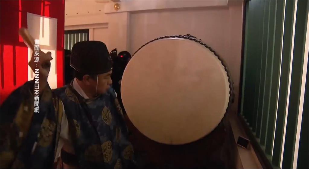 西宮神社盛大舉辦「福男」選拔　上千人拔足狂奔爭搶寶座