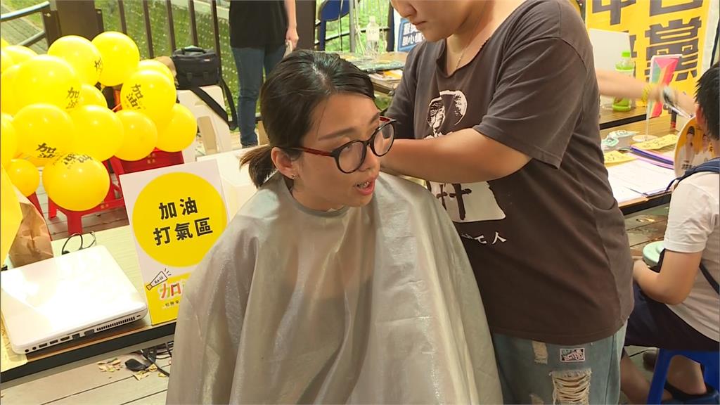 <em>東奧</em>台灣正名公投衝人氣 連署還能免費剪髮！