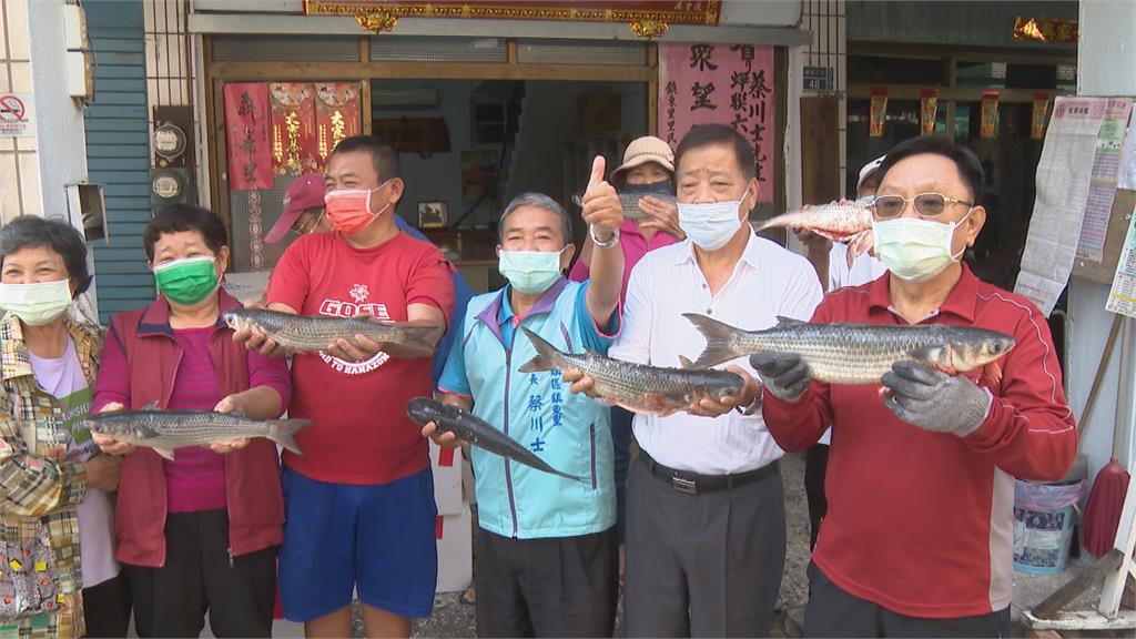 連送２０多年烏魚　里長自掏腰包回饋鄉親