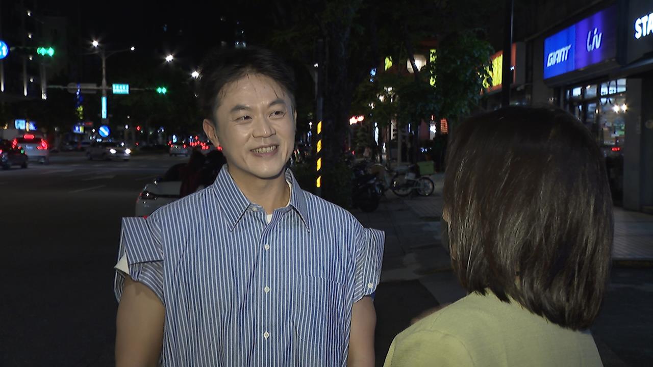 預告離開民進黨北市黨部　焦糖哥哥公開求職：考慮回娛樂圈