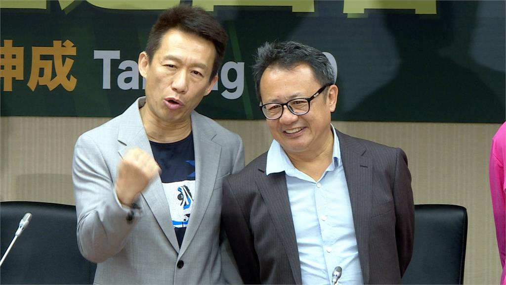 賴坤成登記選台東立委　喊話劉櫂豪應該交棒