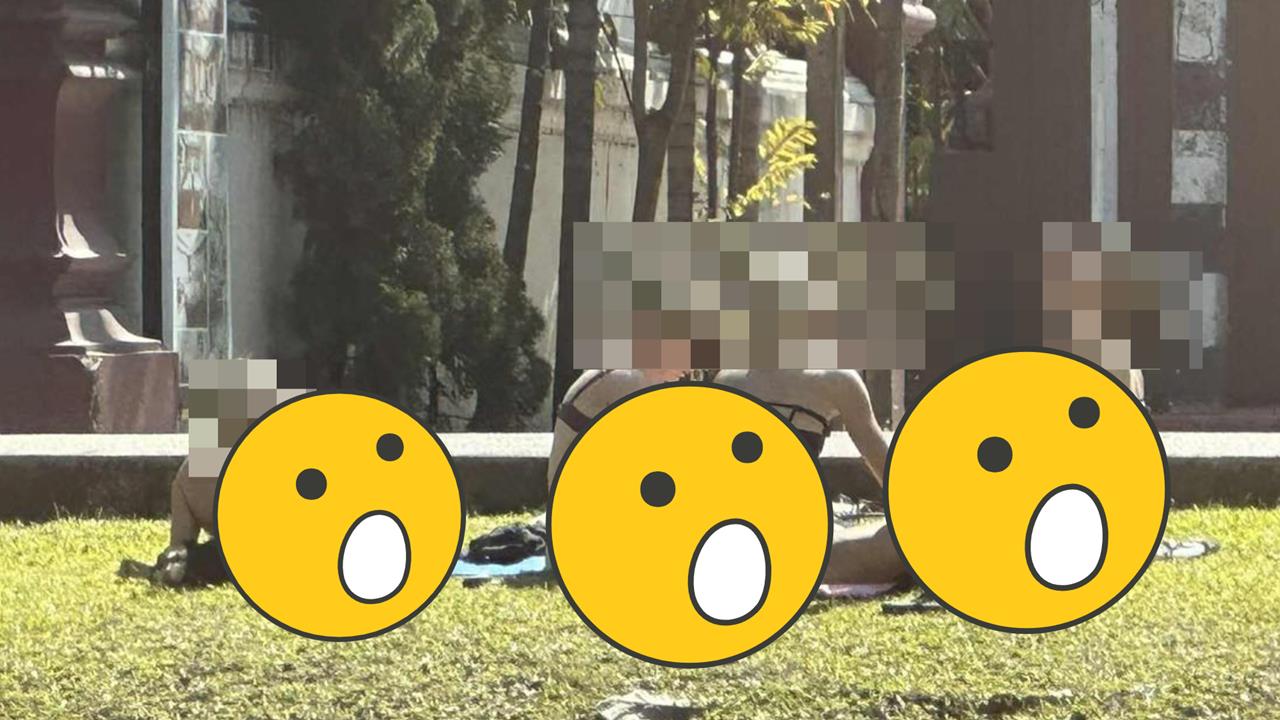 辣妹躺草地「大開M字腿」正對佛寺！4外籍女「比基尼曬日光浴」挨轟：不文明