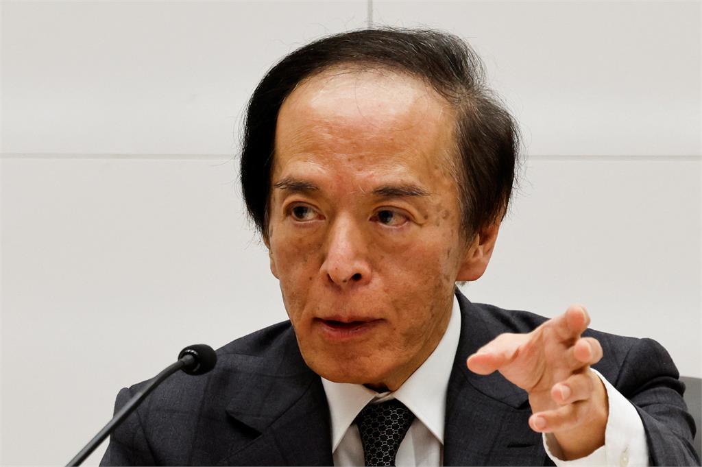 日本央行不升息　日圓應聲貶破157