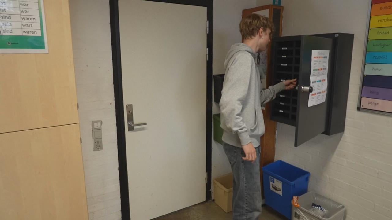 最快8月實施「校園禁手機」 丹麥校園試行兩年師生有感