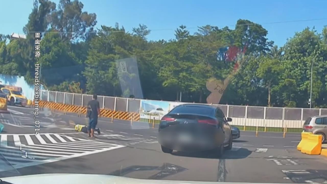 高雄長庚醫院外爆衝突！　駕駛疑「這原因」下車怒推義交