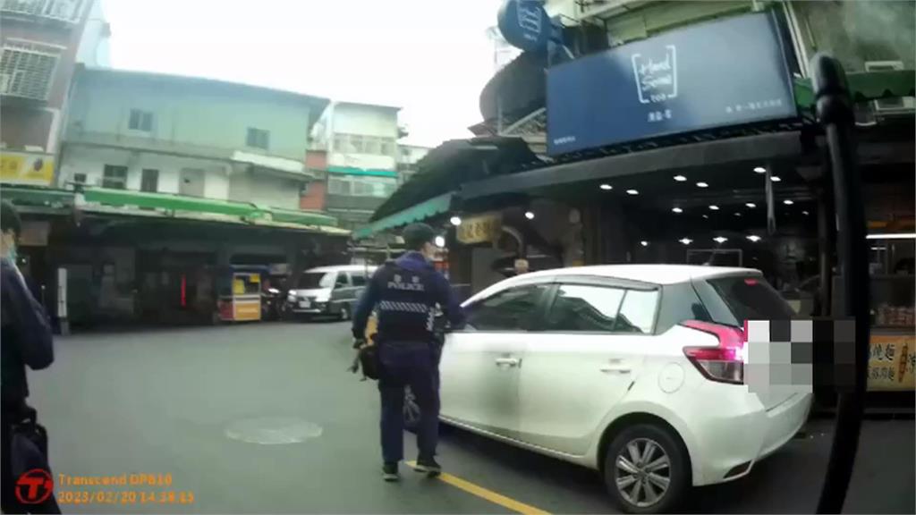 盤查違停車驚見毒品咖啡包　駕駛內褲再藏18包K他命