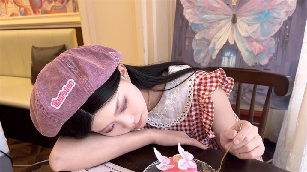 25歲網紅千千「罹胃癌2年」不敵病魔！曾認：飲食不規律、不愛吃早餐