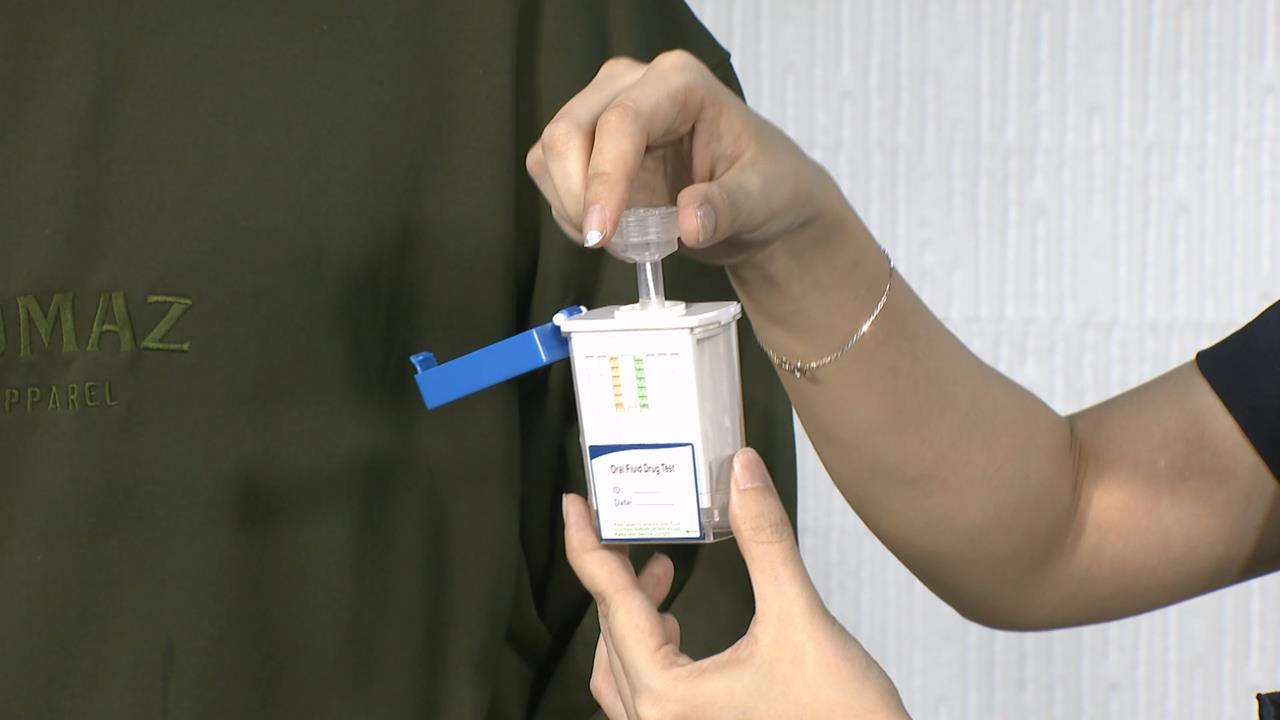 毒品唾液快篩上路首日就抓到！　高雄警查獲首例毒駕　當場扣車