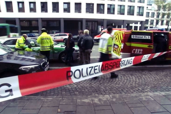 德國慕尼黑市中心 男持刀攻擊4人傷