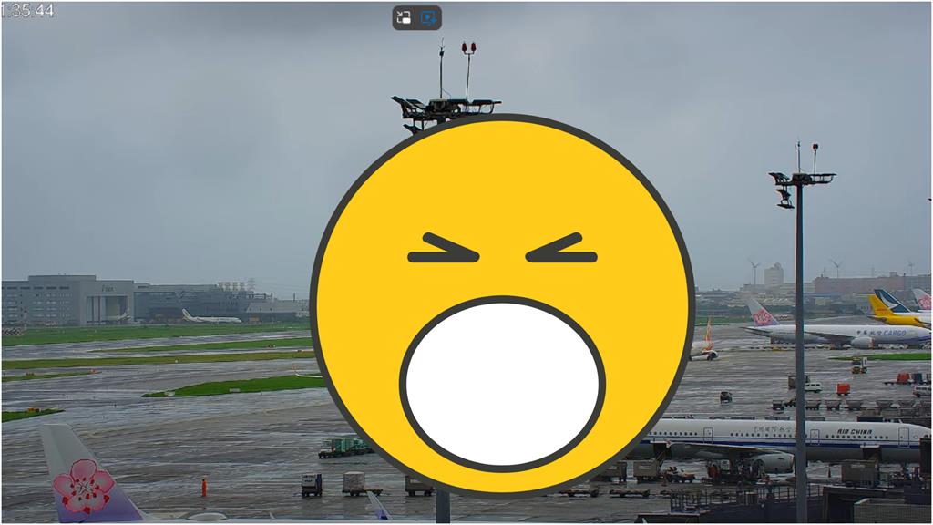 桃園機場驚見「兩台飛機頭對頭」震撼畫面曝！班機疑滑錯道「這航空」發聲還原真相