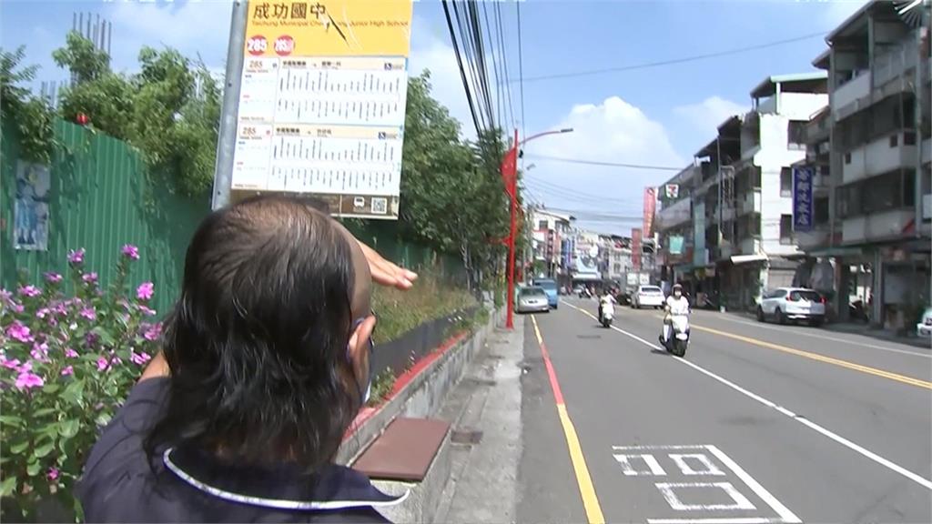 太熱了！又沒有候車亭！　85歲婦等公車疑熱暈跌坐麵攤前