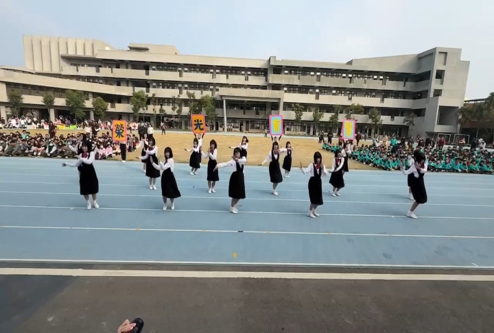 日女團Avantgardey又來台？　　新竹國中生復刻經典裝扮大秀舞技