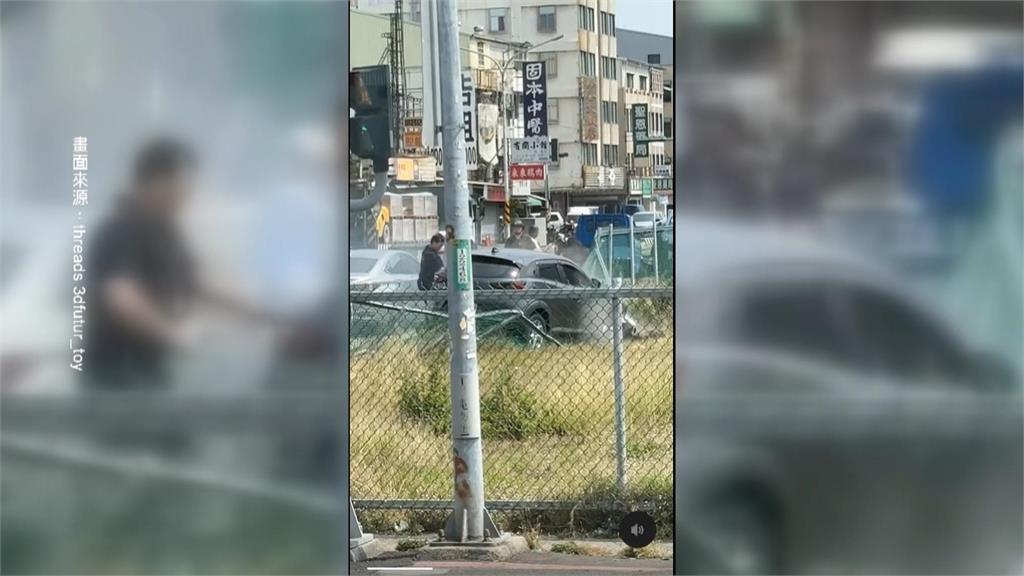 撞車又自撞圍籬！　踩油門輪胎空轉　保全破窗救人