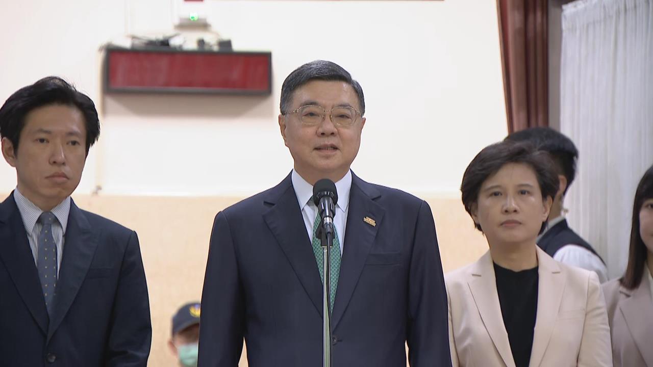 快新聞/想見習近平還沒完?鄭麗文竟反對提高國防預算 卓榮泰霸氣反擊