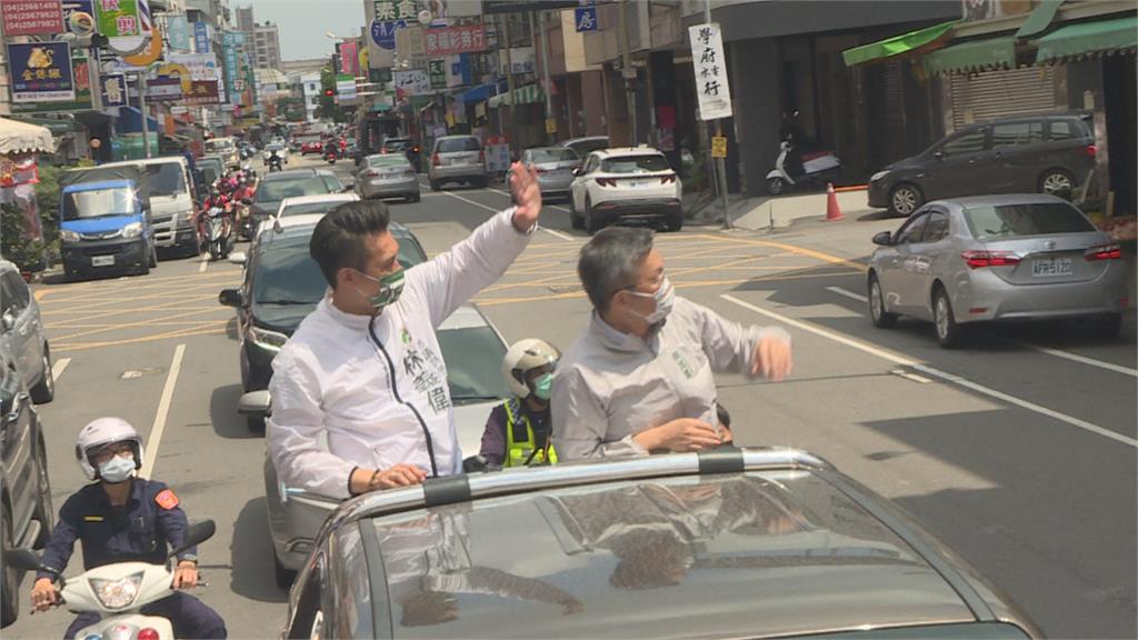 母雞登場全力衝刺　蔡其昌陪新人掃街