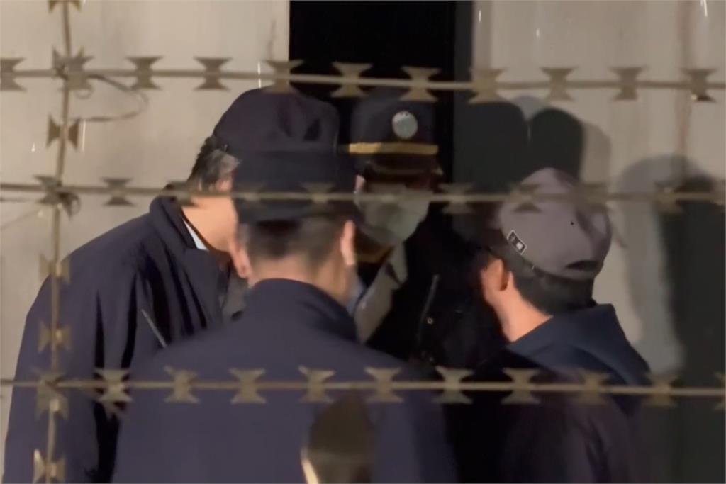 快新聞/槍聲響起!死刑犯黃麟凱22:02行刑 22:38禮儀車離開刑場畫面曝光