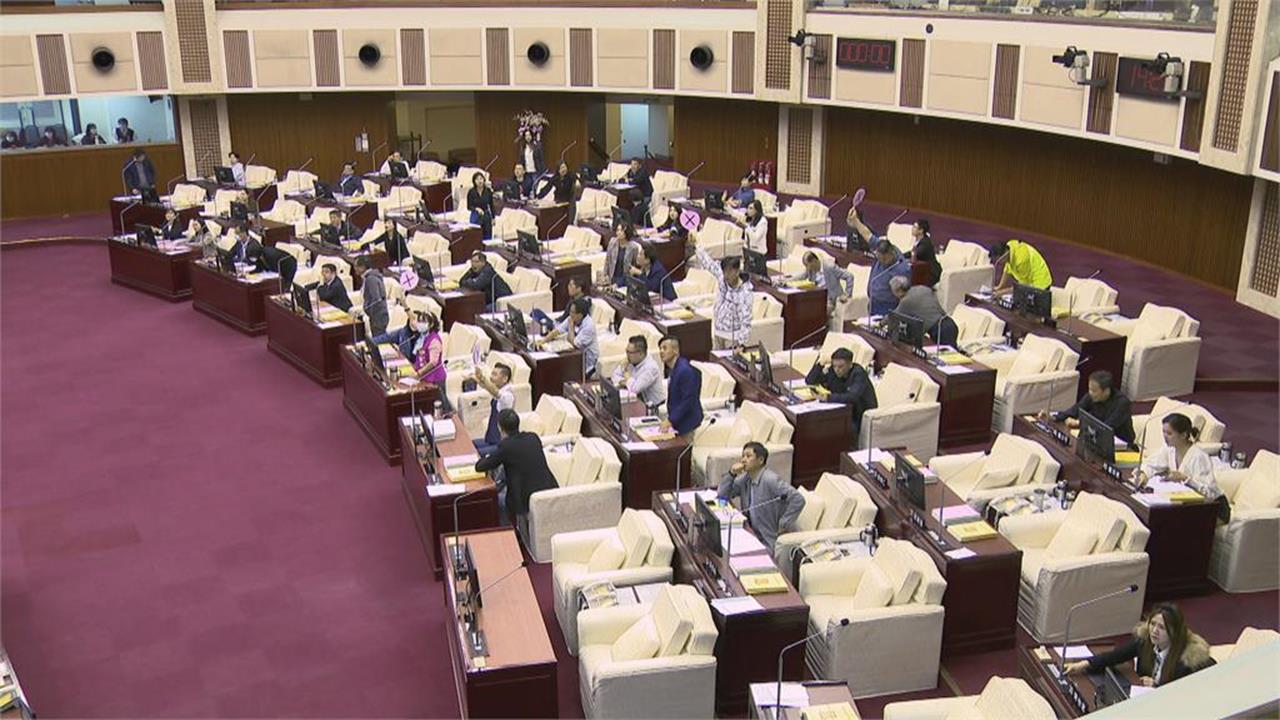 北市議會股王出爐「是他」！夫妻倆股票交易紀錄「150頁」狂買光電股