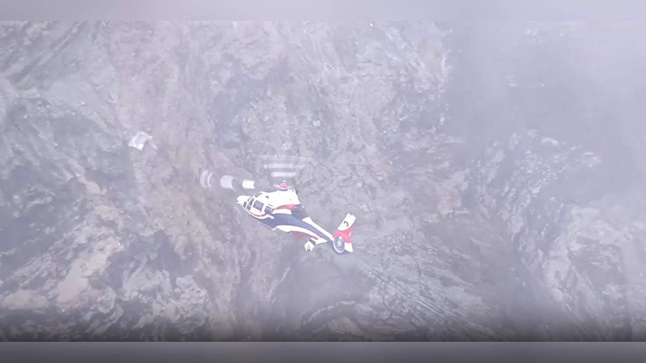 日本觀光直升機墜阿蘇火山口　今早再度展開搜索2名失聯台灣遊客