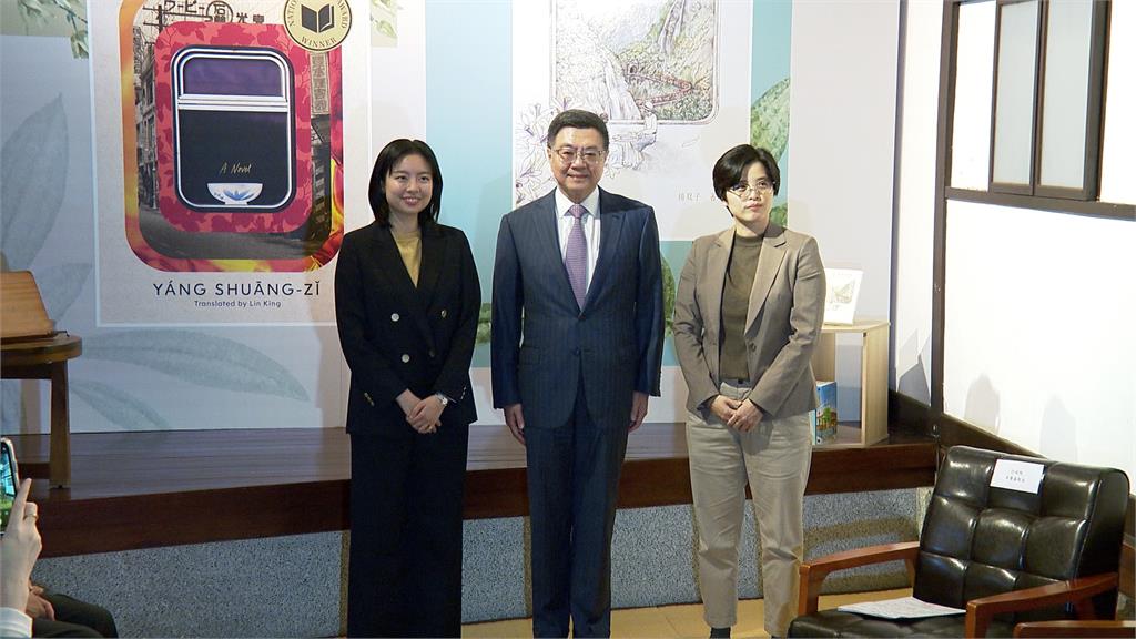 台灣文壇之光！楊双子獲美國圖書獎　卓揆親自授三等獎章、獎勵金