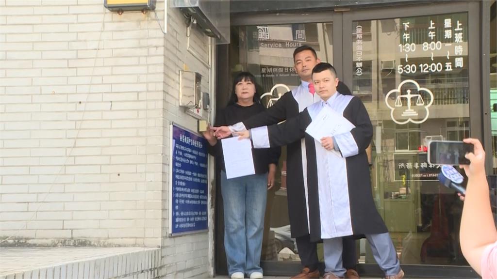質疑罷團抄名冊.不當動員手法　伍麗華按鈴提告
