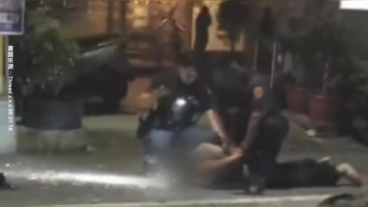 疑醉失控！南投男「空拋磚頭、玻璃砸馬路」　還襲警遭上銬