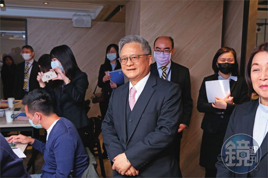 【百強企業元大金】超越玉山金成金融股四哥　元大金總座翁健拚幫股東賺大錢