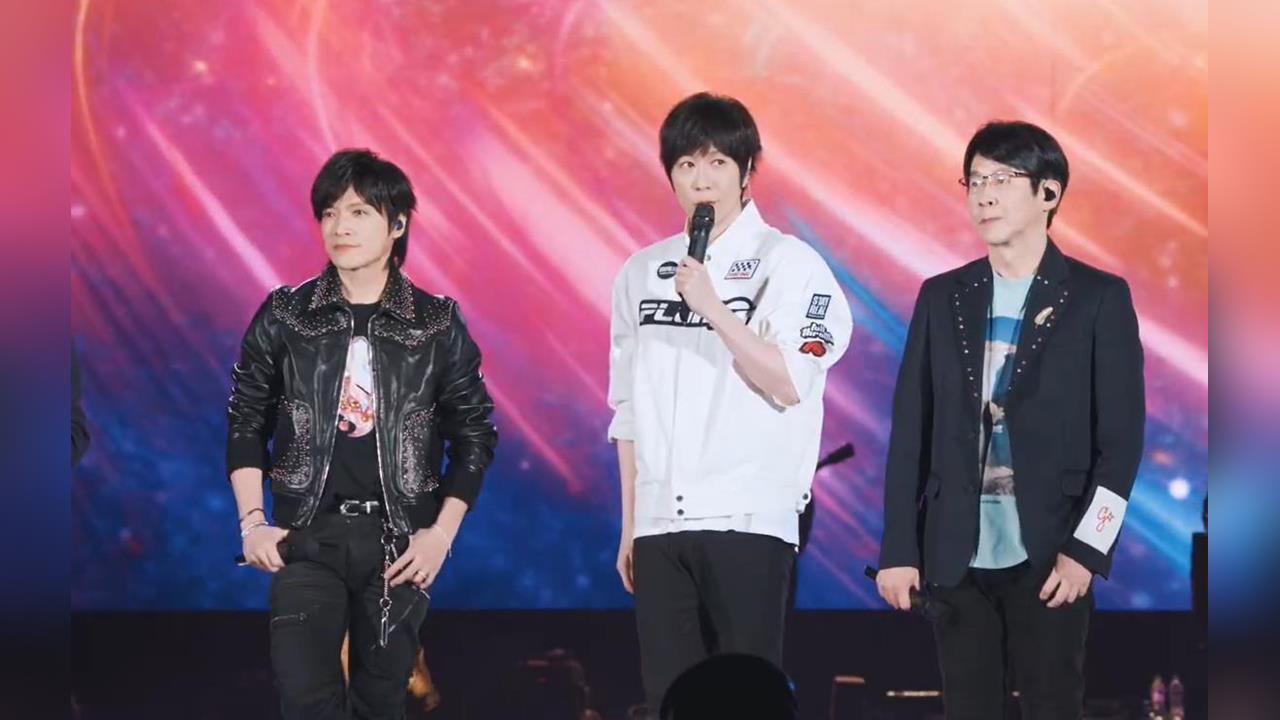 五月天陪歌迷倒數! 上萬名歌迷大合唱 承諾會陪大家一直唱到80歲