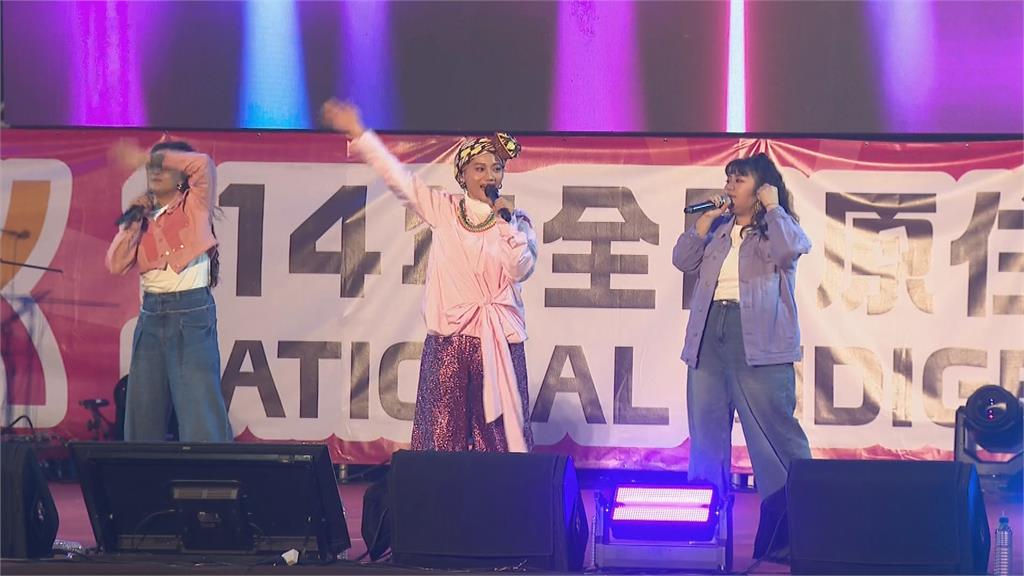 全原運嘉年華大開烤豬派對！　金曲歌后阿爆大讚「好吃」