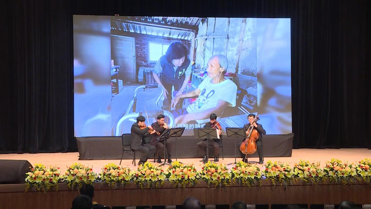 台南市府辦「丹娜絲風災感恩會」 總統出席感謝救災人員