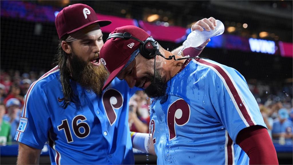 MLB(影)/史瓦伯「單場四響砲」狠甩大谷翔平!加碼寫隊史49年「超罕見紀錄」