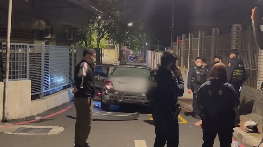 掛假車牌拒檢　警開槍阻逃意外擊中乘客