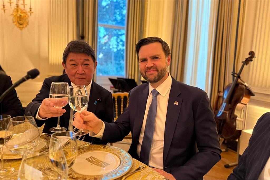 日本外相：不要求日船優先通行荷莫茲海峽　停戰後或派艦掃雷