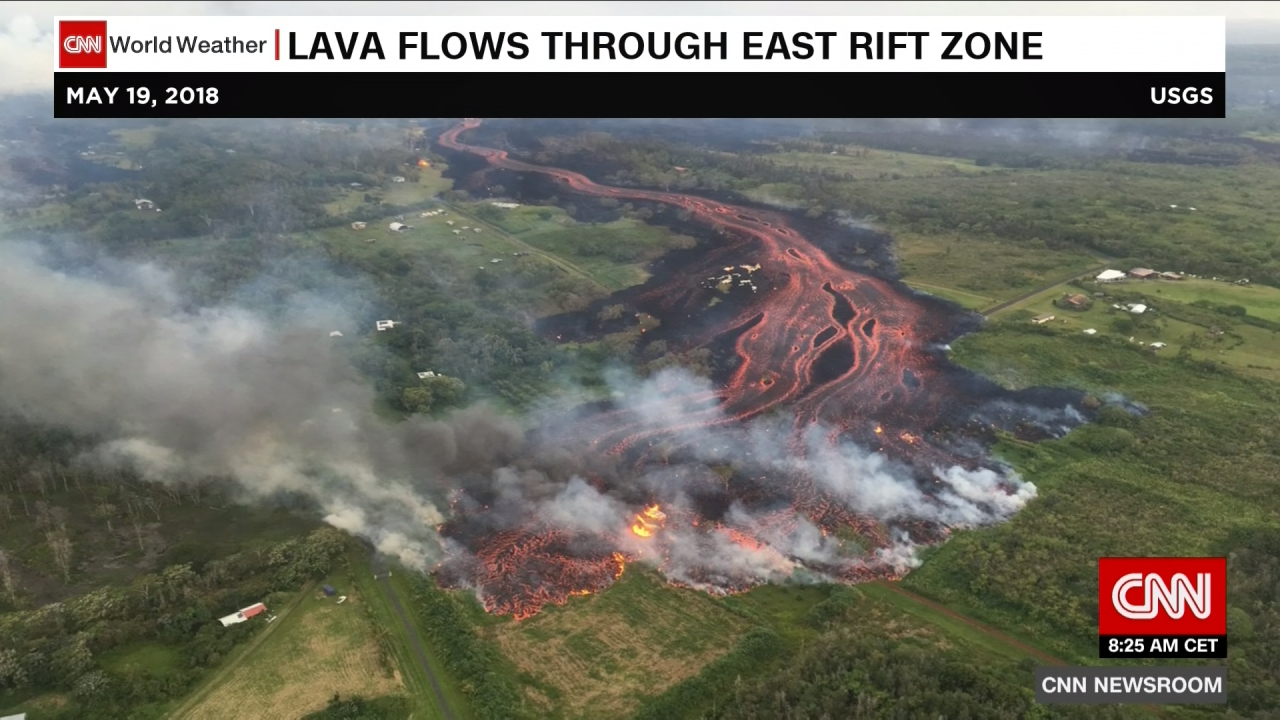 夏威夷火山持續噴發 岩漿火河淹沒高速公路