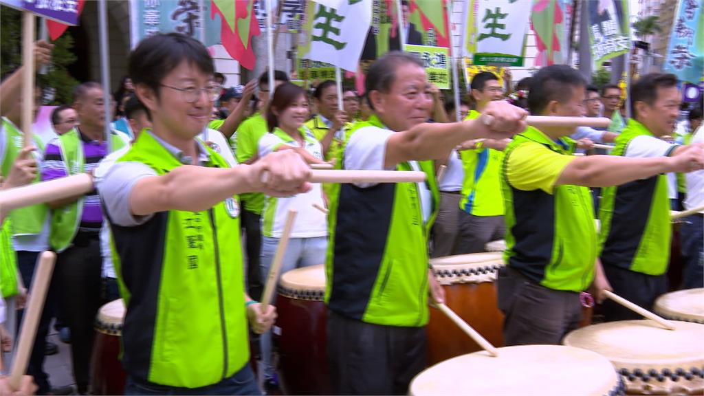 民進黨中市議員參選人登記 「龍系」、「穩定力量」互別苗頭