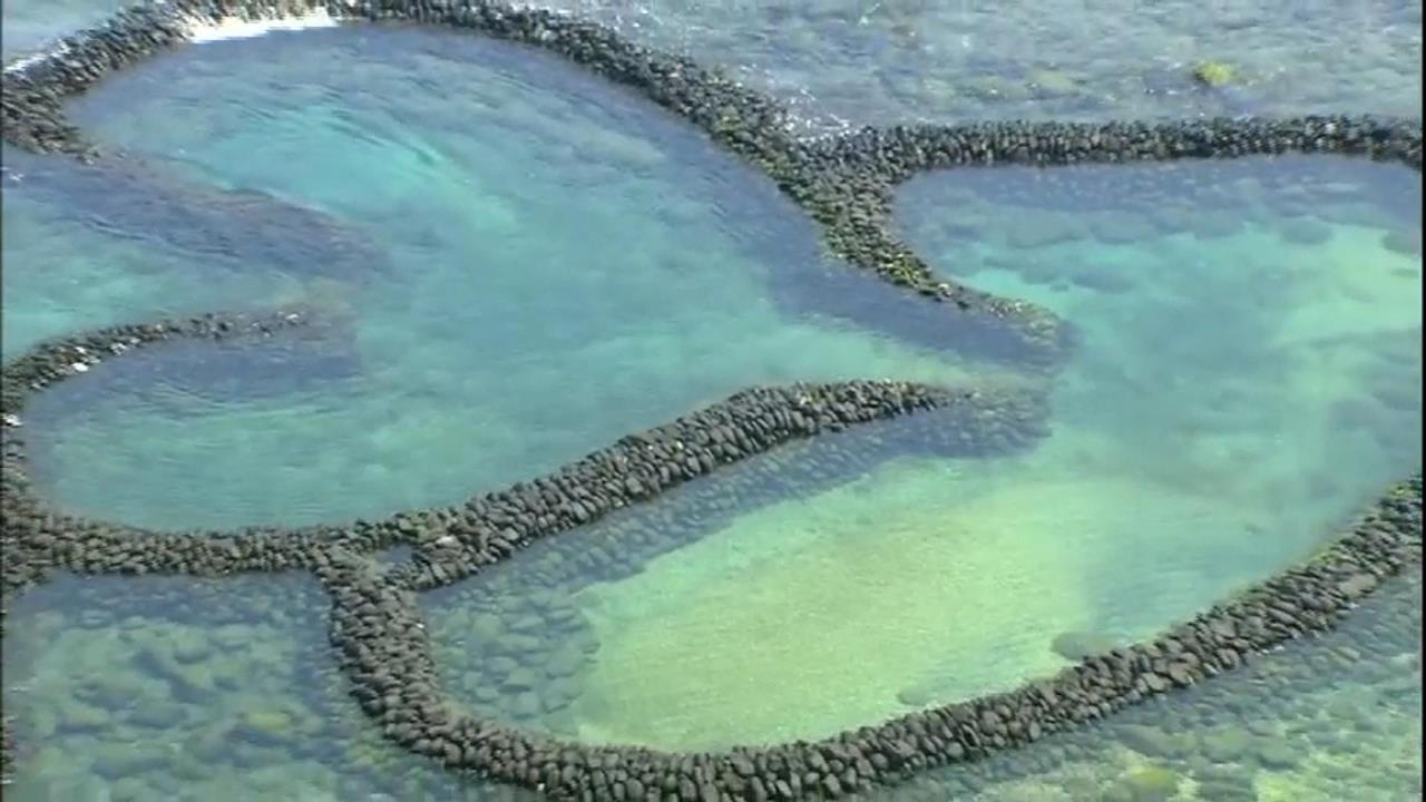 超自私！澎湖七美遊客直接站雙心石滬上　影響上方眾人拍照
