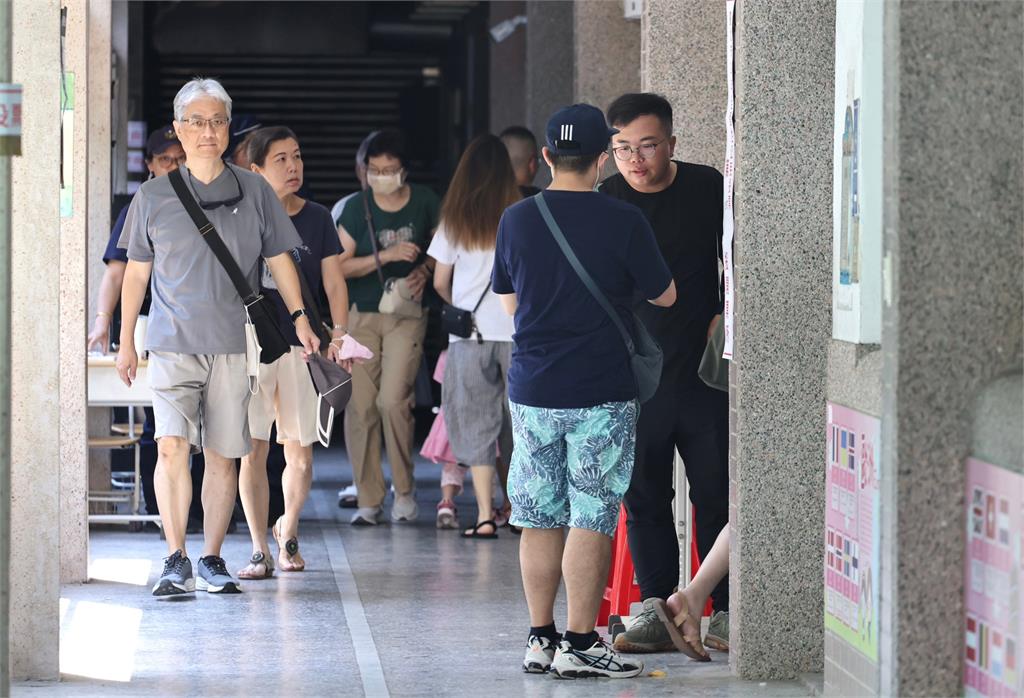 大罷免落幕外媒怎麼看？《彭博》民進黨遭遇慘敗　《讀賣新聞》立院維持「朝小野大」扭曲格局