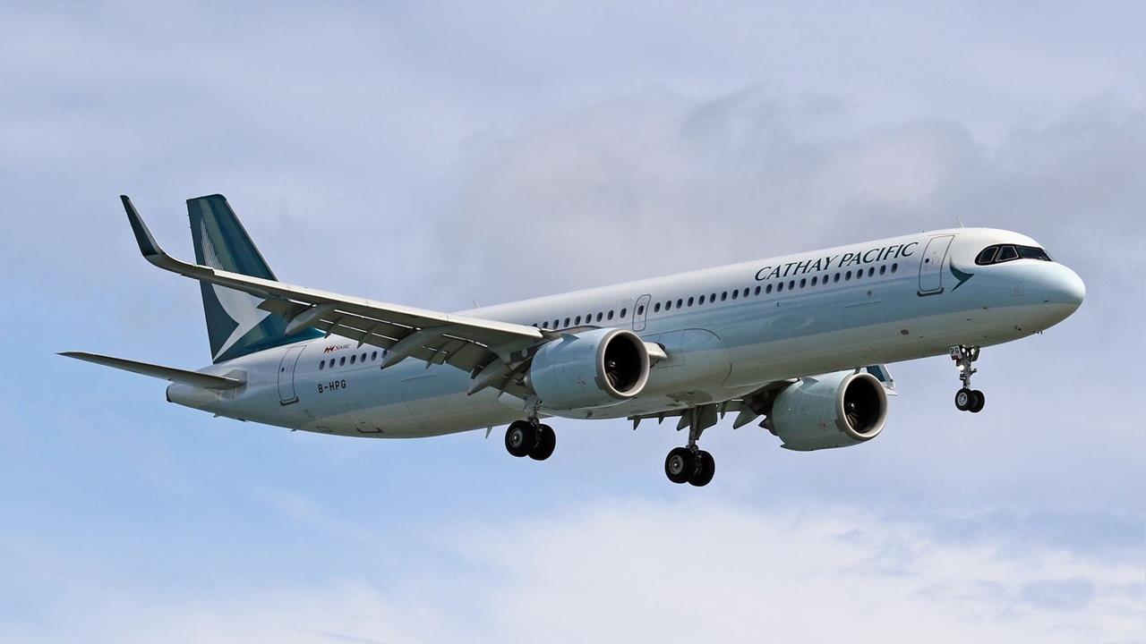 快新聞/國泰航空「高雄飛香港」班機發動機漏油 緊急折返降落