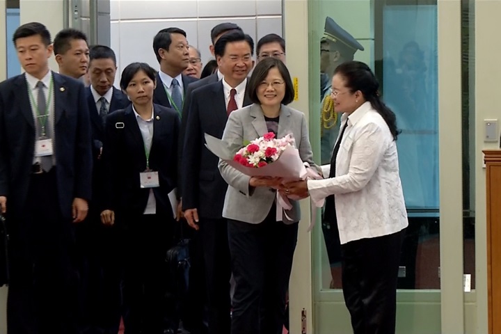 返抵國門演說 蔡總統感謝各政黨努力付出