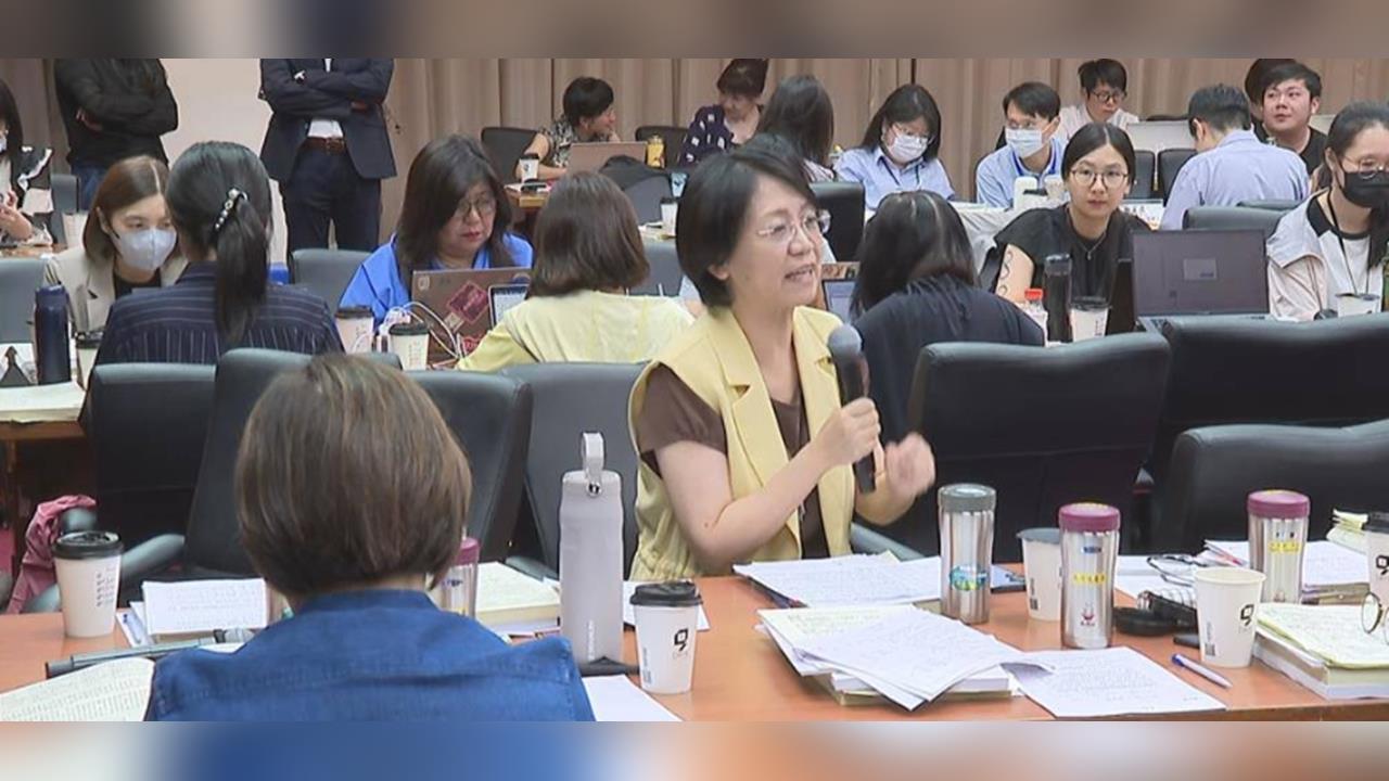 快新聞／翁曉玲好大的官威！砍預算遭批「刻薄」　竟嗆要告網友