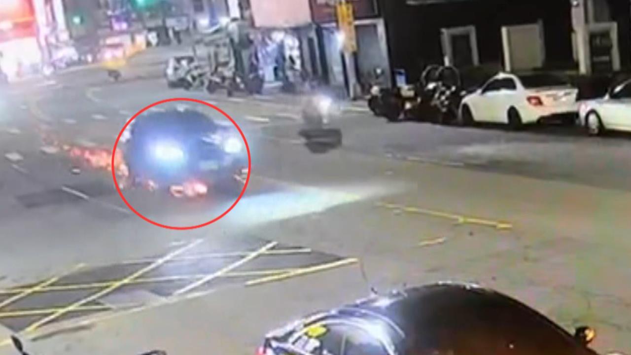 台中酒駕男肇逃「拖機車爆炸」成火龍！　民眾圍堵制伏
